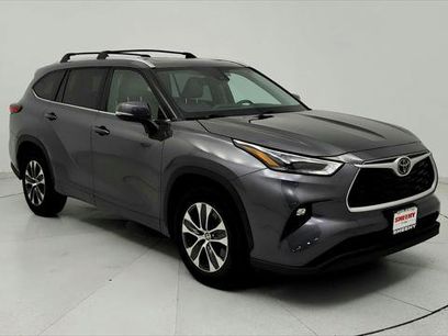 Certified 2021 Toyota Highlander XLE