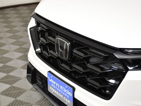 Certified 2025 Honda CR-V Sport-L image 11