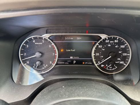 Used 2023 Nissan Rogue SV image 34