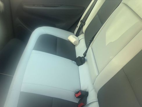 Used 2019 Chevrolet Bolt Premier w/ Infotainment Package image 3