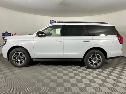 New 2025 Ford Expedition Active image 6