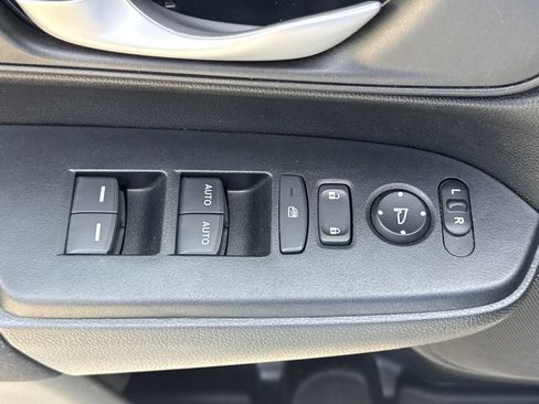 Used 2022 Honda CR-V Special Edition image 14