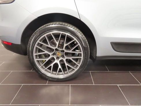 Used 2020 Porsche Macan image 17