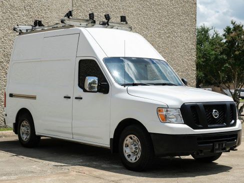 Used 2021 Nissan NV 2500 SV RWD image 6