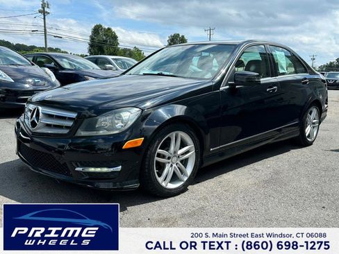 Used 2012 Mercedes-Benz C 300 Sport image 3