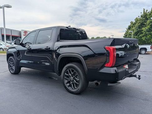 Used 2023 Toyota Tundra SR5 w/ SR5 Premium Package AWD/4WD image 7