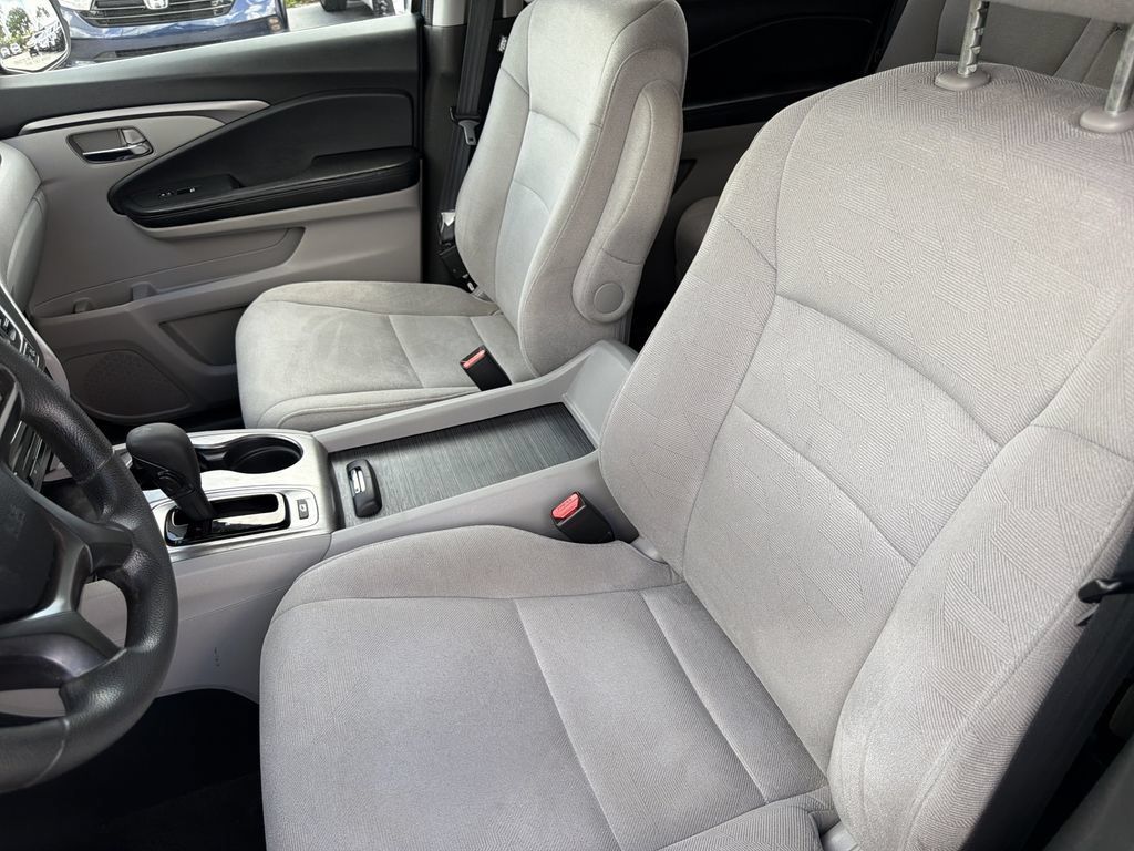 Used 2019 Honda Pilot EX image 19
