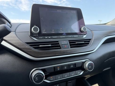 Used 2023 Nissan Altima 2.5 SV image 20