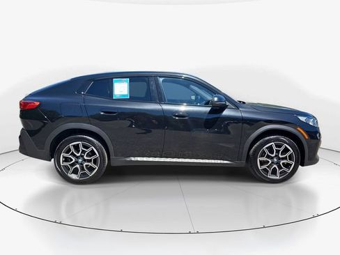 Used 2025 BMW X2 xDrive28i AWD/4WD image 5