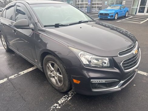 Used 2016 Chevrolet Cruze LT w/ Sun And Sound Package image 3