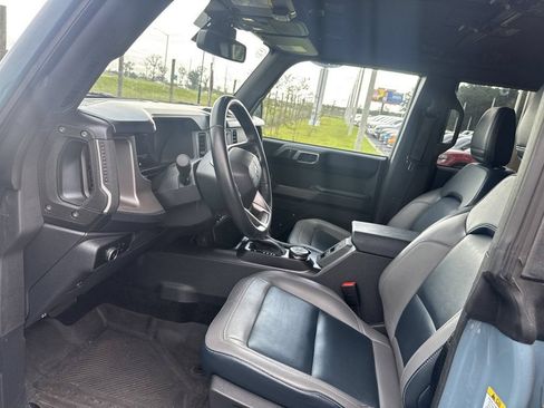 Used 2023 Ford Bronco Outer Banks AWD/4WD image 6