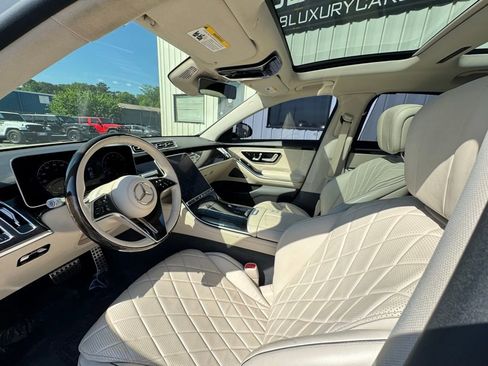 Used 2021 Mercedes-Benz S 580 4MATIC Sedan w/ AMG Line image 12