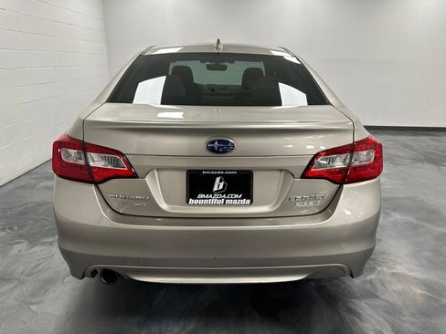 Used 2017 Subaru Legacy 2.5i Premium AWD/4WD image 7