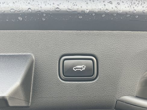 Used 2026 Kia Sportage SX Prestige image 28