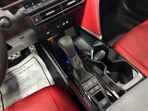 Used 2025 Toyota Camry XSE image 40