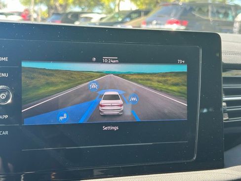 Used 2025 Volkswagen Jetta Sport image 16