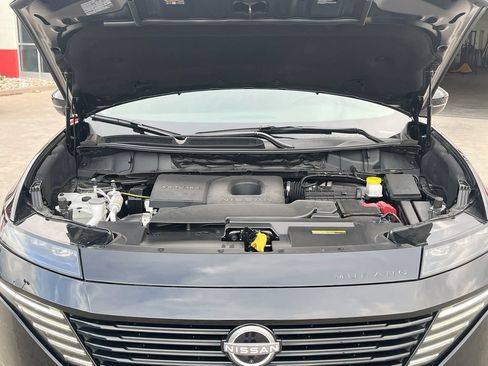 Used 2025 Nissan Murano SL AWD/4WD image 32
