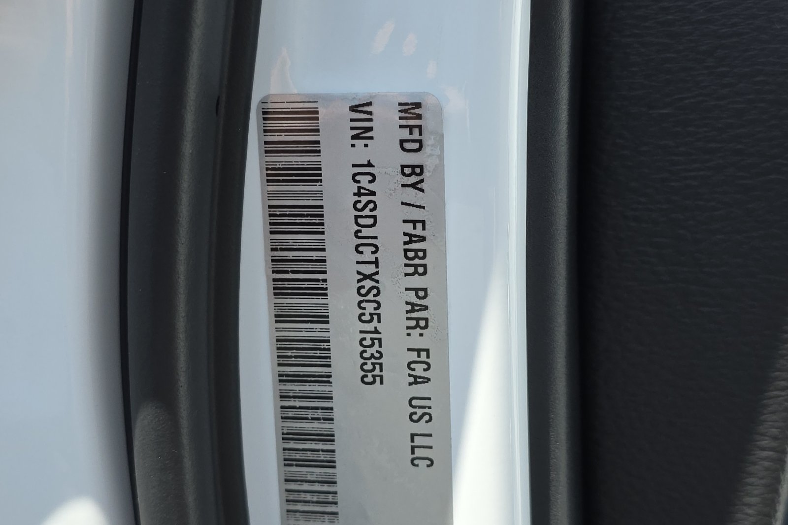 Used 2025 Dodge Durango R/T AWD/4WD image 33