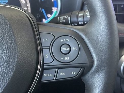 Used 2024 Toyota RAV4 SE w/ Weather & Moonroof Package AWD/4WD image 11