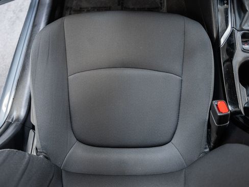 Used 2022 Toyota Corolla LE image 30