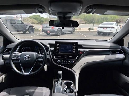 Used 2021 Toyota Camry LE image 14