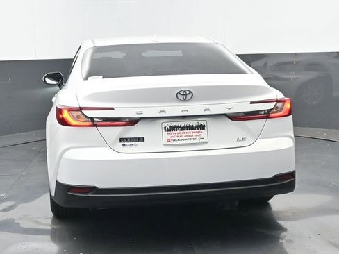 New 2026 Toyota Camry LE FWD image 17