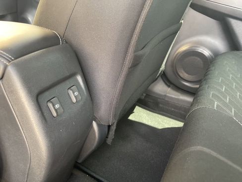 Used 2024 Nissan Kicks SV FWD image 12
