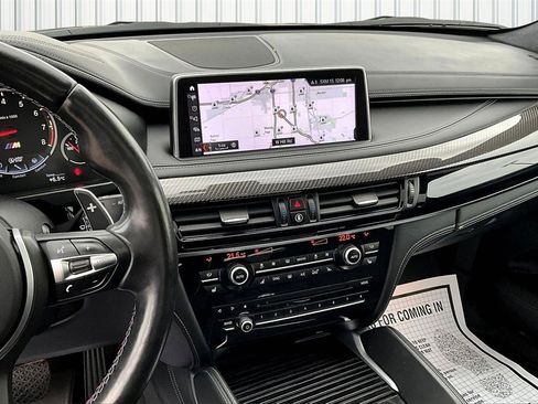Used 2018 BMW X6 M image 9