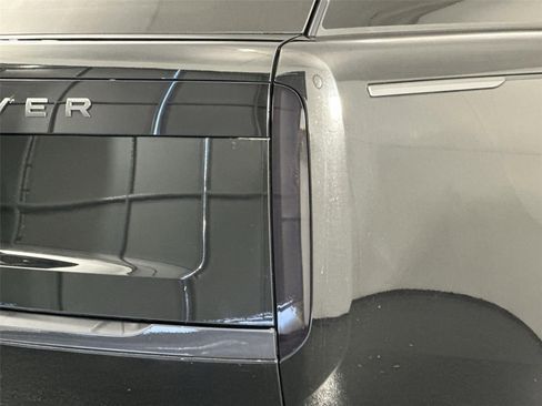 Used 2024 Land Rover Range Rover SE AWD/4WD image 26