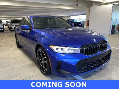 Used 2023 BMW 330i xDrive Sedan w/ M Sport Package image 6