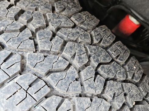 Used 2023 GMC Sierra 2500 Denali w/ Denali Ultimate Package image 28