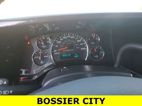 Used 2022 GMC Savana 2500 Extended w/ Enhanced Convenience Package image 28