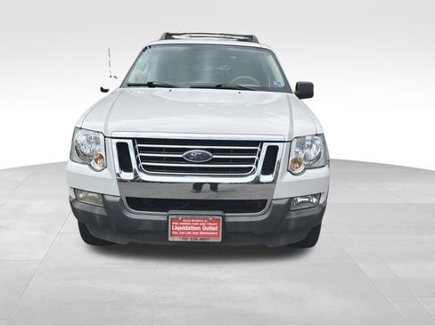 Used 2008 Ford Explorer Sport Trac XLT RWD image 2