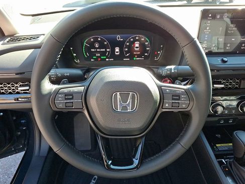 New 2025 Honda Accord EX-L image 9