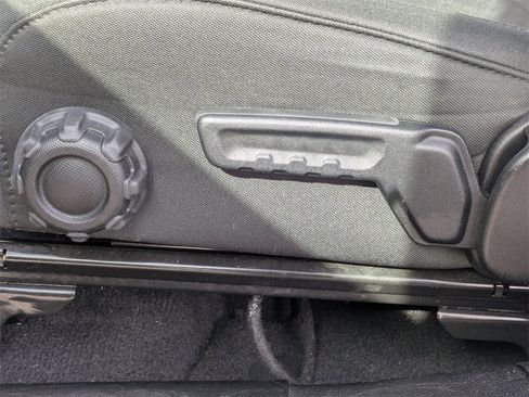 Used 2021 Jeep Wrangler Unlimited Sport image 21