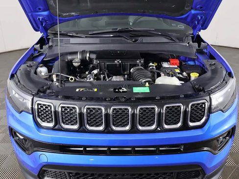 Used 2023 Jeep Compass Limited image 20