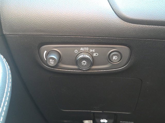 Used 2021 Buick Encore GX Preferred FWD image 22