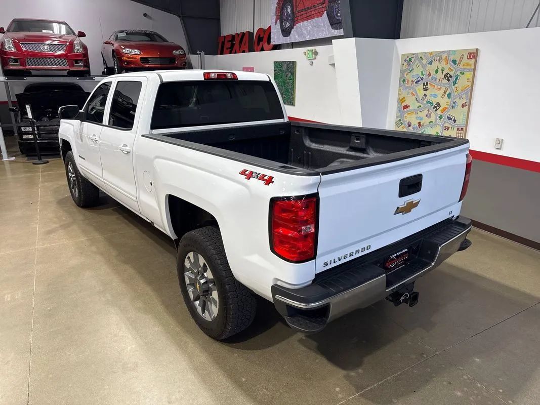 Used 2019 Chevrolet Silverado 2500 LT AWD/4WD image 18