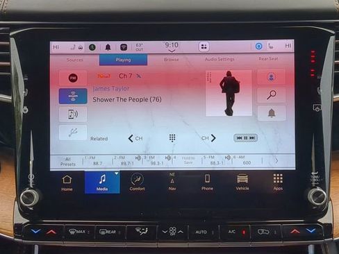 Certified 2022 Jeep Grand Wagoneer Series III w/ Rear Seat Video Group 1 image 22