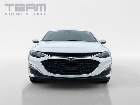 Used 2024 Chevrolet Malibu RS image 2