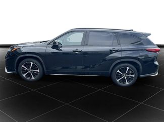 Used 2021 Toyota Highlander XSE AWD/4WD video 2