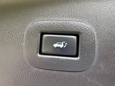Used 2017 INFINITI QX80 4WD w/ Driver Assistance Package image 29