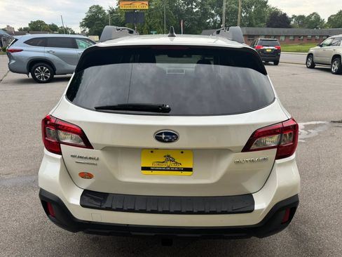 Used 2019 Subaru Outback 2.5i Premium AWD/4WD image 7