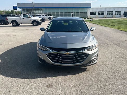 Used 2024 Chevrolet Malibu LT FWD image 9