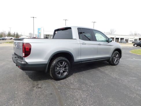 Used 2020 Honda Ridgeline Sport image 3
