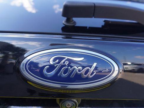 Used 2019 Ford Escape SEL image 29