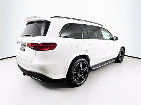 New 2025 Mercedes-Benz GLS 450 4MATIC image 7