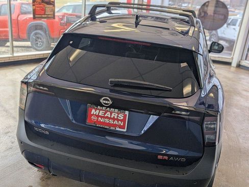New 2026 Nissan Kicks SR w/ SR Premium Package AWD/4WD image 8