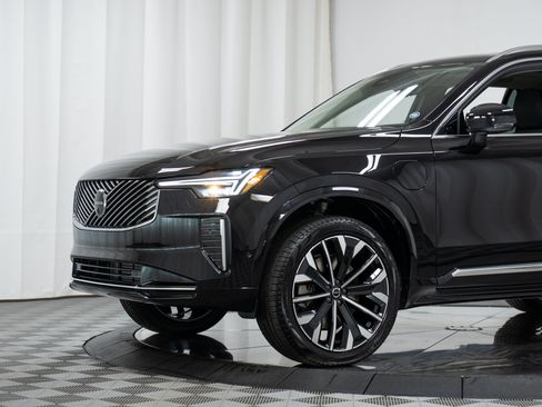 New 2026 Volvo XC90 T8 Plus w/ Protection Package Premier AWD/4WD image 26