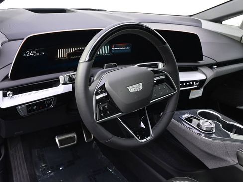 New 2026 Cadillac Optiq Sport 2 w/ LPO, Floor Liner Package AWD/4WD image 11